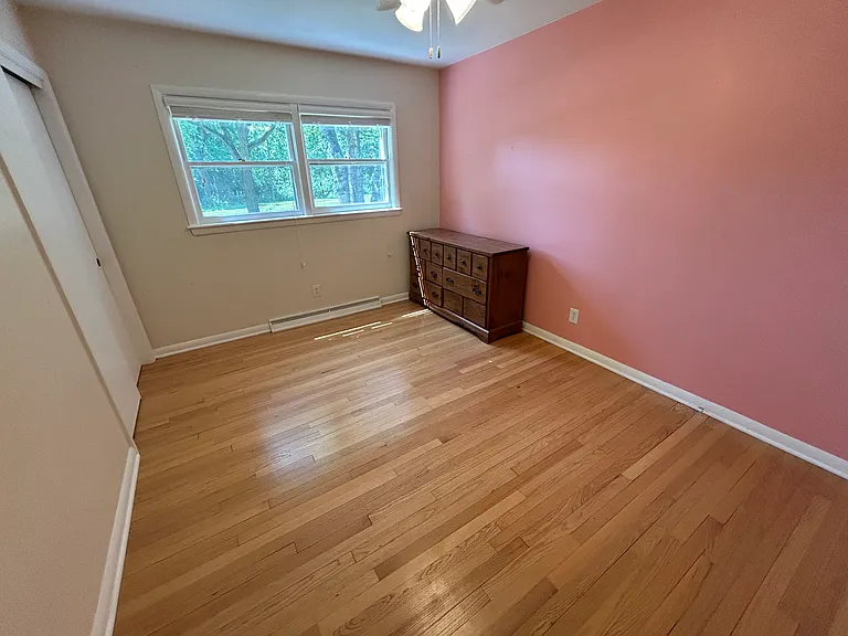 N80W5776 Woodland Rd — Photo 6