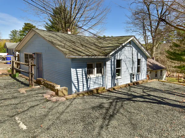95 White Road, Ellington, CT 06029
