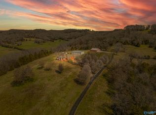 954 Molino Rd, Fayetteville, TN 37334