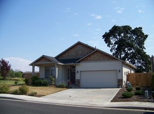 564 Burghardt Dr, Molalla, OR