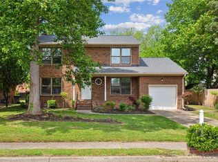 5 Prestwick Way, Hampton, VA 23669