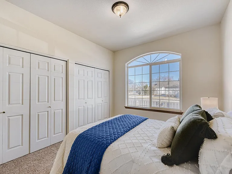 736 Club Cir — Photo 15