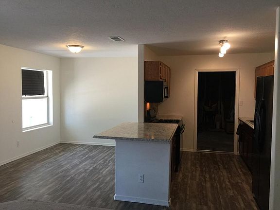 6E421932-D569-403A-AC53-5A27374E7C23