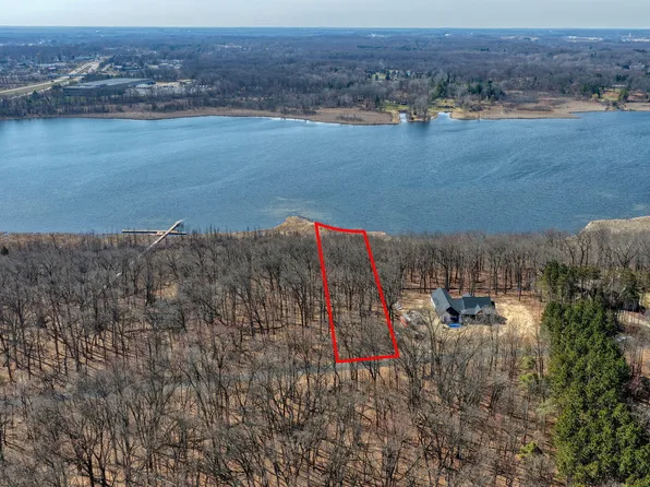 Sanctuary Dr, Jackson, MI 49201