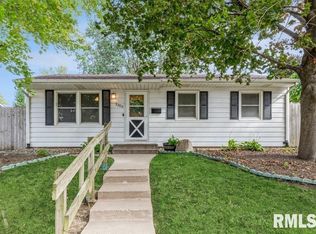 2303 N Linwood Ave, Davenport, IA 52804