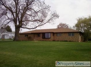 W7941 Grandview Rd, Hortonville, WI 54944