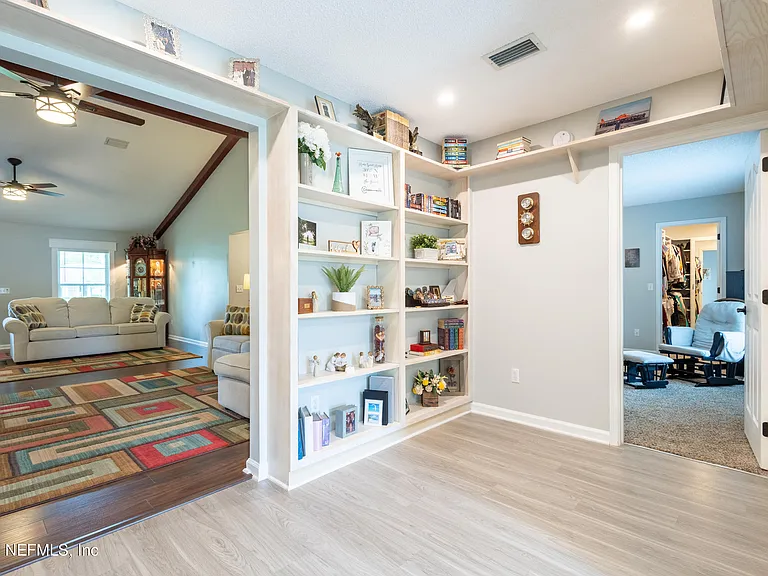 4610 Saddlehorn Trl — Photo 26
