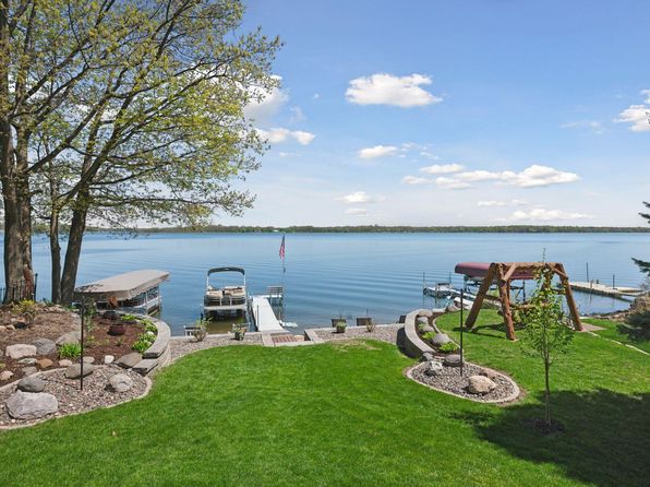 28815 Park Pl, Chisago City, MN 55013