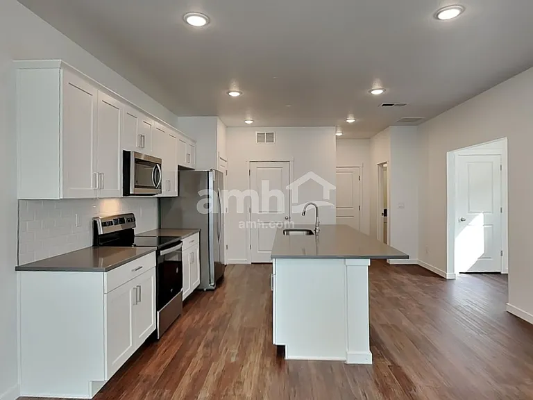 23526 E 2nd Pl — Photo 3