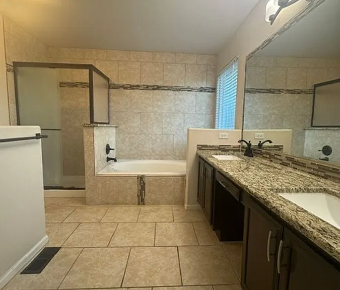 803 Foxwood Dr — Photo 13