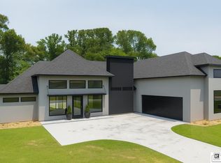 309 Bayou Trace Dr, Monroe, LA 71203