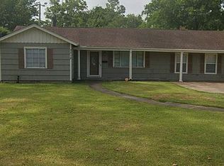 3315 Ashwood Ln, Beaumont, TX 77703