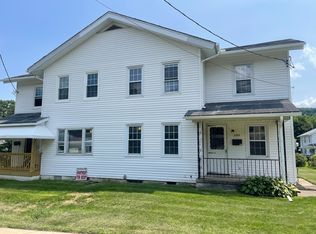 292 Vandermark Rd, Nanticoke, PA 18634