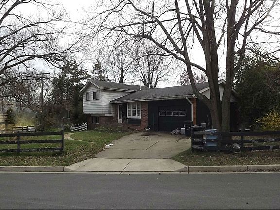 2nd image of 11009 Fairchester Dr