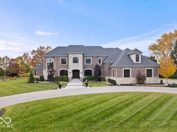 2035 Saint Andrews Cir, Carmel, IN 46032