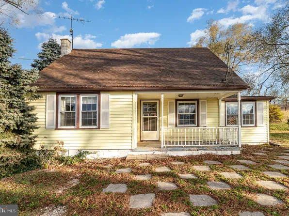 201 Kutz Rd, Carlisle, PA 17015