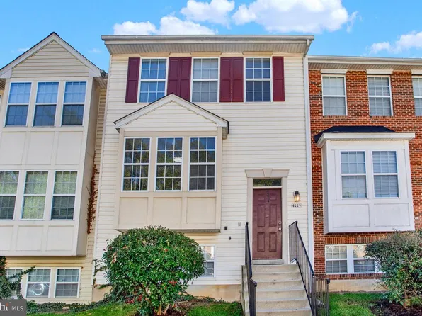 4229 Apple Orchard Ln #4, Suitland, MD 20746