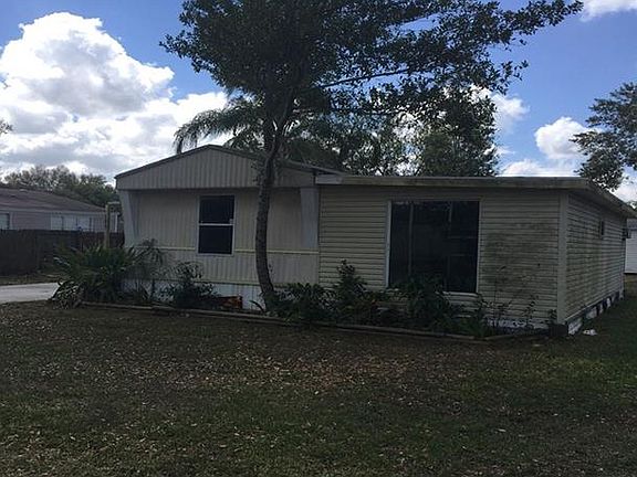 3rd image of 5467 6th St SE