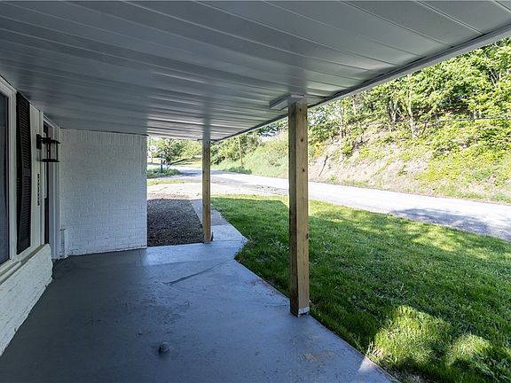 5th image of 609 Monaca Rd
