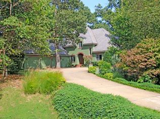 202 Regency Ct, Bentonville, AR 72712