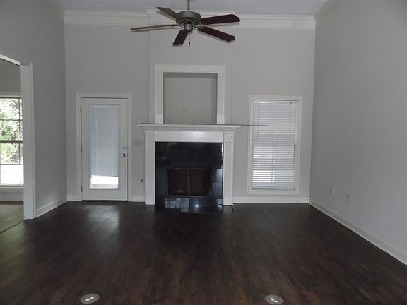 2nd image of 312 Westwood Pl