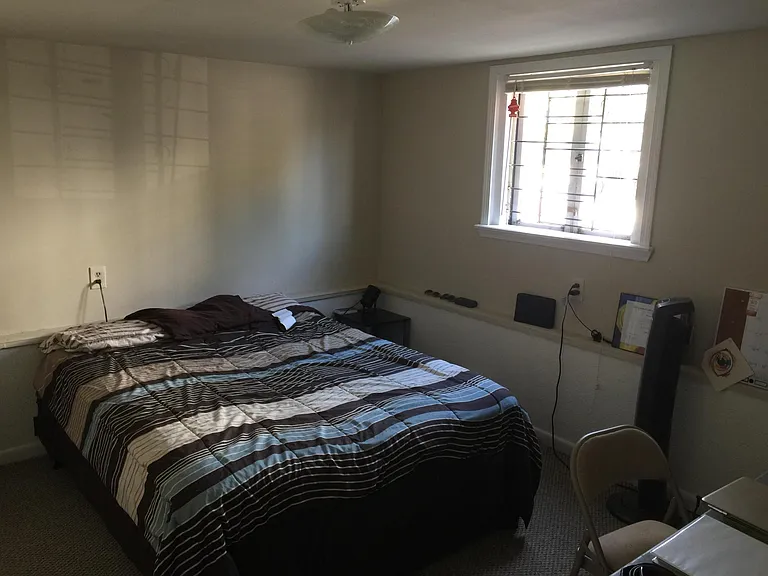 2nd private bedroom