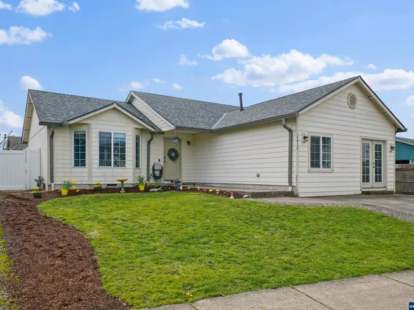 4812 Chameleon Ct NE, Salem, OR 97305