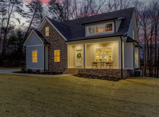 35 Greenview Dr, Dunlap, TN 37327