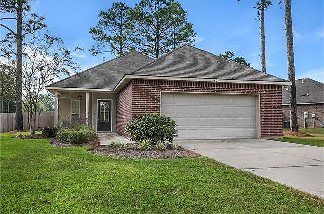 1st image of 401 Oak Branch Dr