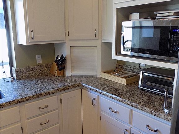 4th image of 3426 N Narrows Dr