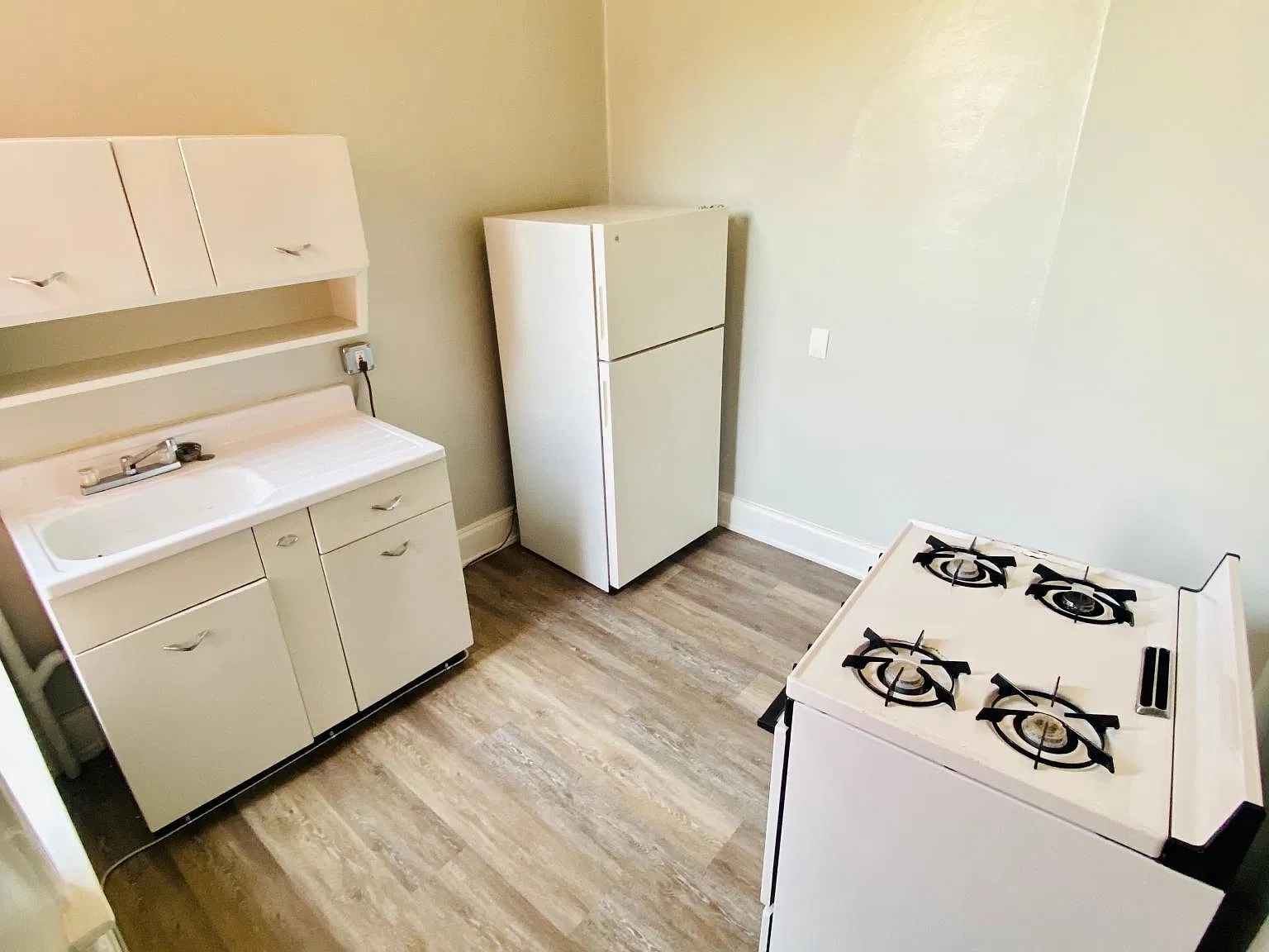1 bed, 700 sqft, $795 — Photo 4