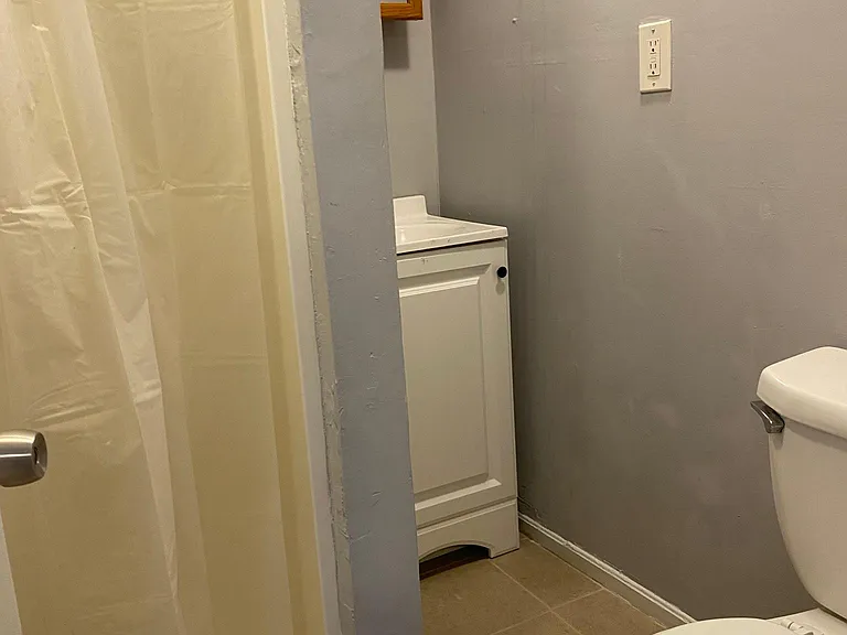 156 Austin St #3 — Photo 4