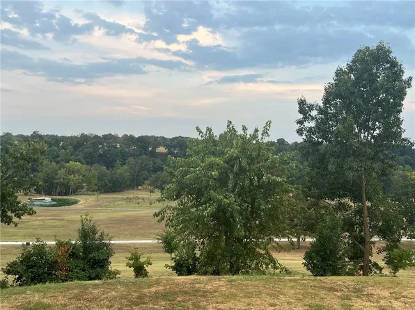 8790 Fred Austin Rd, Bentonville, AR 72722