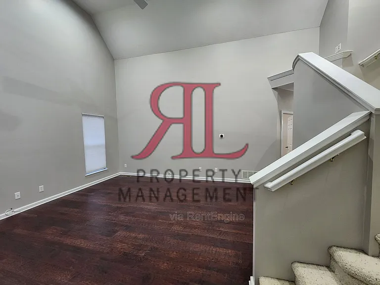 6716 Bethany Dr — Photo 5