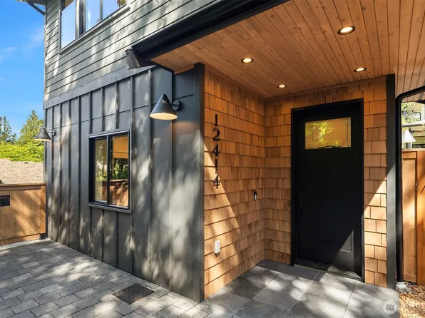 12414 NE 72nd Street, Kirkland, WA 98033