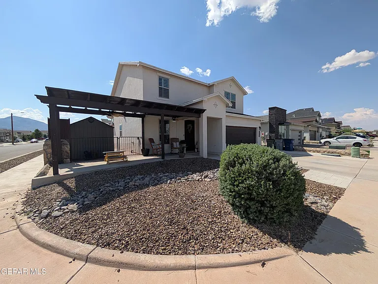 10601 Hidden Crown Pl — Photo 2