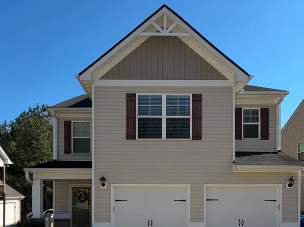 151 Brasch Park Dr, Grantville, GA 30220