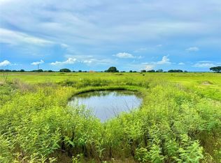 105 Pintail Ln, Columbus, TX 78934