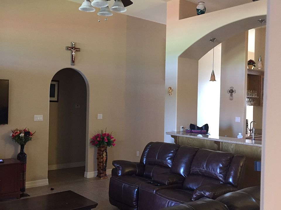 1st image of 3820 Country Meadows Dr