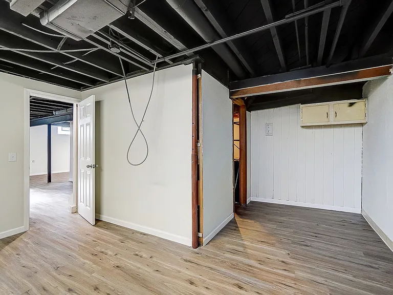 4016 Maricarr Dr — Photo 43