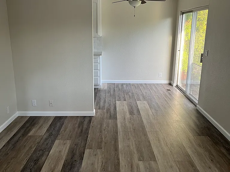 391 Harvard Ave — Photo 3
