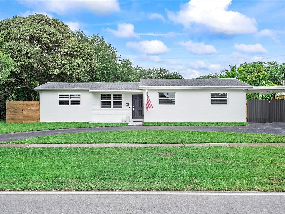 1st image of 415 NW 46th Avenue