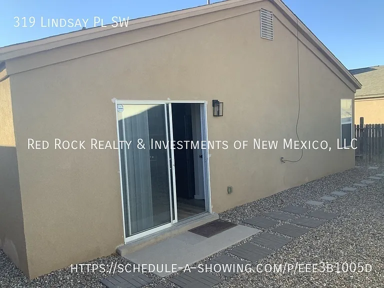 319 Lindsay Pl SW — Photo 20