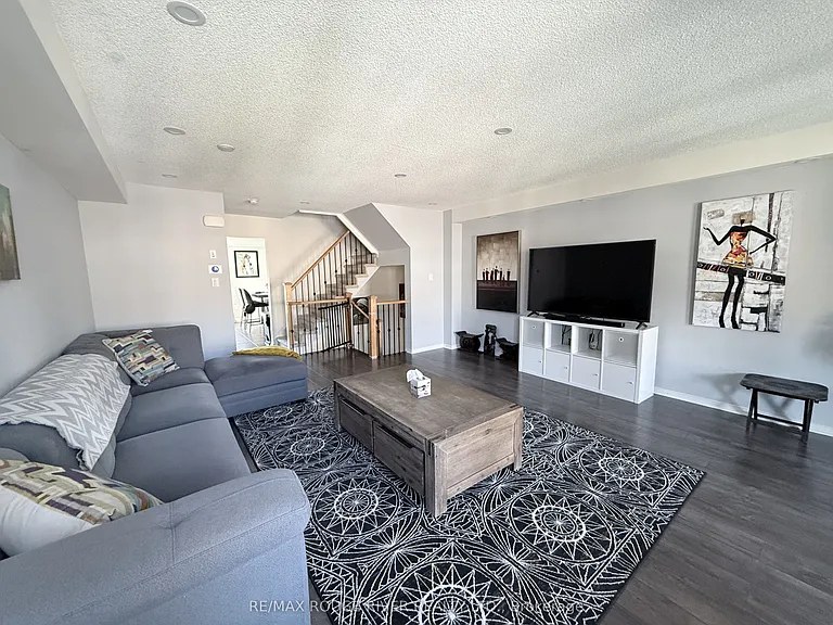 906 Audley Rd N — Photo 14