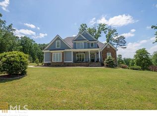 18 Thunderhawk Ln, Rydal, GA 30171
