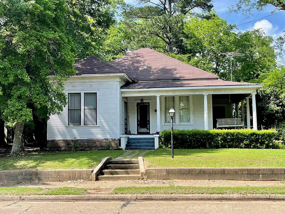 1st image of 1112 Caddo St