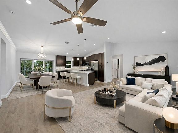 3rd image of 18854 Ackerman Ave