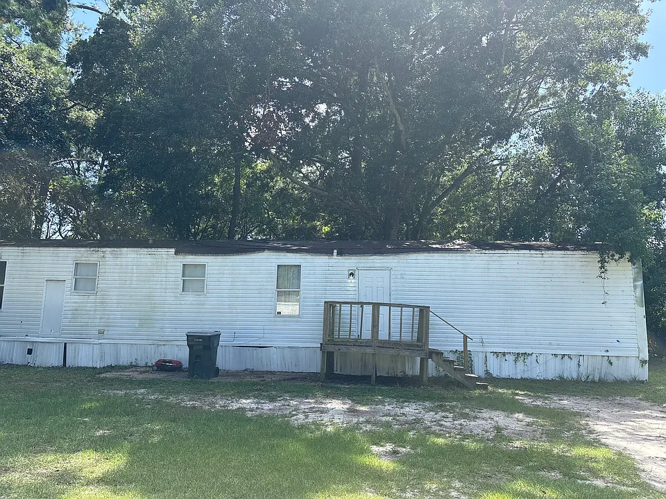 207 Waycross Ave #B