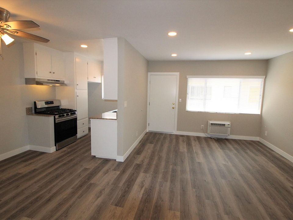 1st image of 455 W Dryden St APT 16