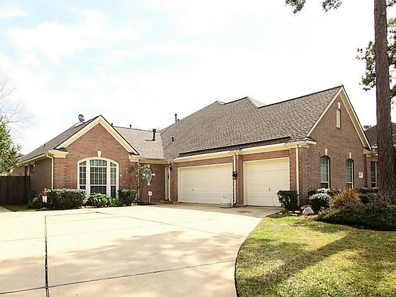 2nd image of 16214 Lakewood Grove Dr